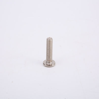 Un incrocio capo rotondo Pan Head Small Screw Anti-Rust Pan Head impermeabile da 304 di acciaio inossidabile m2 della vite