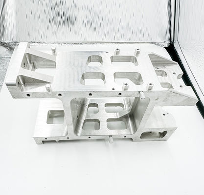 Base di alluminio di macinazione della cavità delle parti di CNC per lo Smart Camera sicurezza/del fuco senza equipaggio