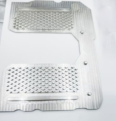 Base di appoggio lavorante del computer portatile di alluminio di CNC, base calma eccellente del computer portatile della lega di alluminio di alto potere della ventola di raffreddamento del dissipatore di calore del computer portatile