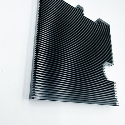 Radiatore anodizzato nero di alluminio del dissipatore di calore dei pezzi meccanici di CNC dell'automobile