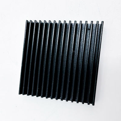 Radiatore di alluminio del dissipatore di calore di precisione dei pezzi meccanici di CNC del metallo