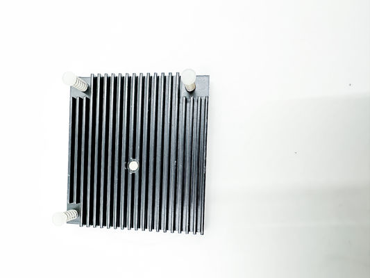 Dissipatore di calore industriale di alluminio dei pezzi meccanici di CNC per elettronica aeronautica/radar