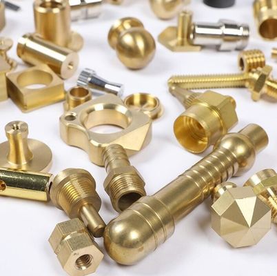Hardware meccanico delle parti d'ottone su ordinazione non standard che lavora CNC a macchina per lavorare giro al tornio