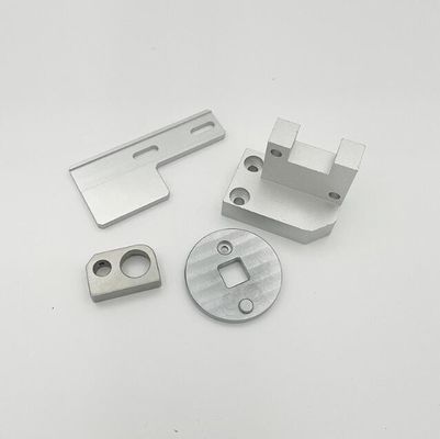 Parti di alluminio su ordinazione di CNC che elaborano CNC per lavorare i pezzi meccanici al tornio