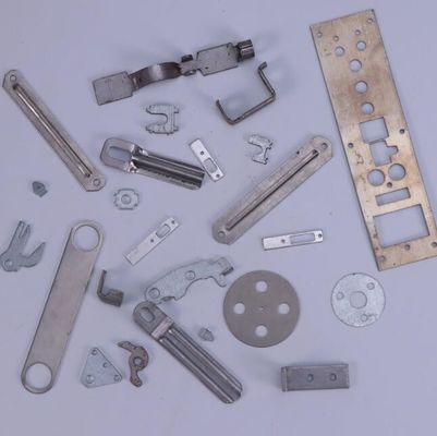Metallo di alluminio che timbra gli accessori dell'hardware della mobilia di montaggio delle parti